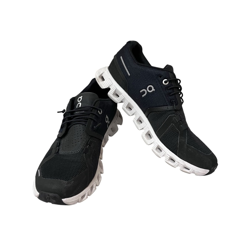 ON CLOUD Women’s Running Cloud 5 W9 Swiss Engineering Slip On Shoes Size 7